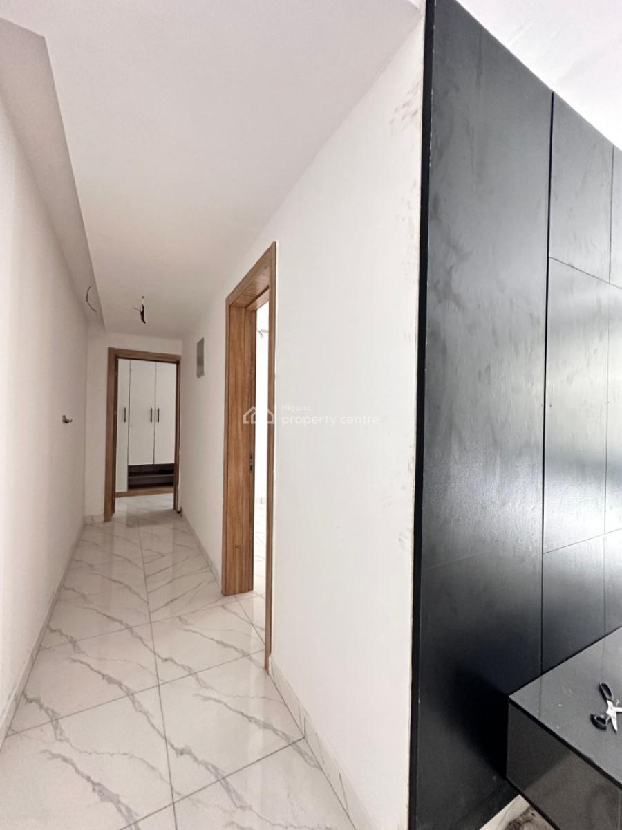 Contemporary 2 Bedrooms Apartment, Abraham Adesanya, Lekki, Lagos, Flat / Apartment for Sale