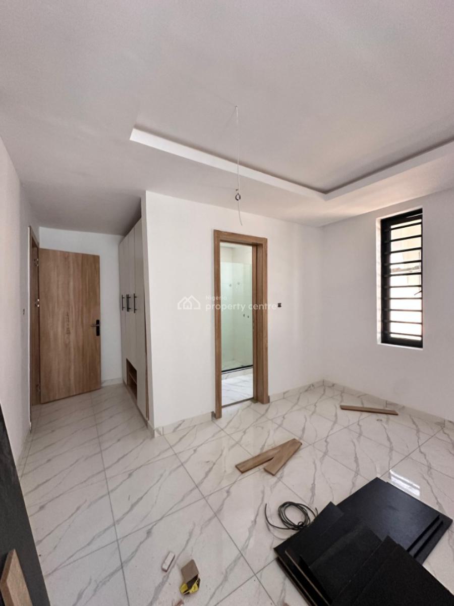 Contemporary 2 Bedrooms Apartment, Abraham Adesanya, Lekki, Lagos, Flat / Apartment for Sale