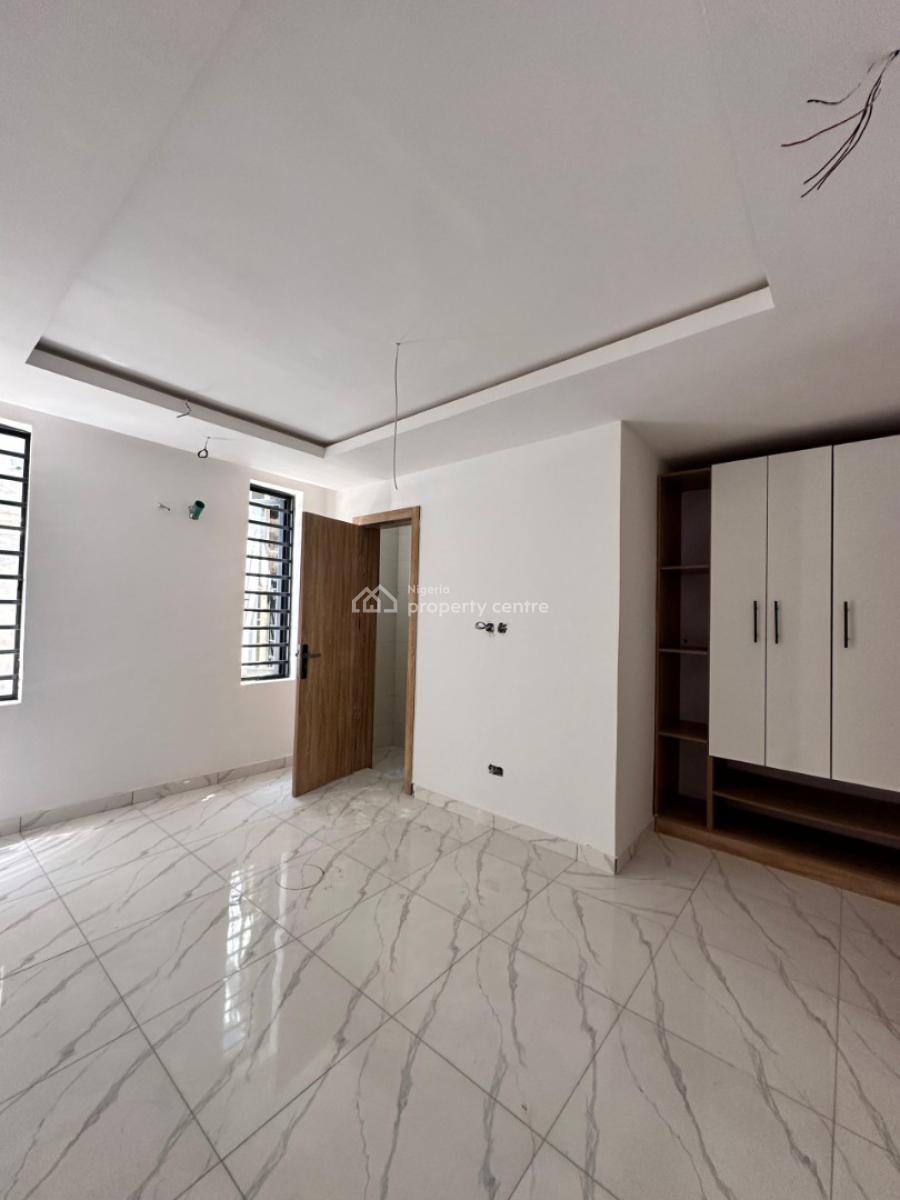 Contemporary 2 Bedrooms Apartment, Abraham Adesanya, Lekki, Lagos, Flat / Apartment for Sale