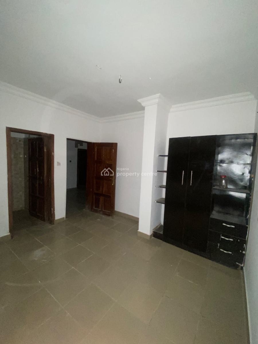 Very Clean 3 Bedroom Apartment, Victory Estate, Ogombo, Ajah, Lagos, Flat / Apartment for Rent
