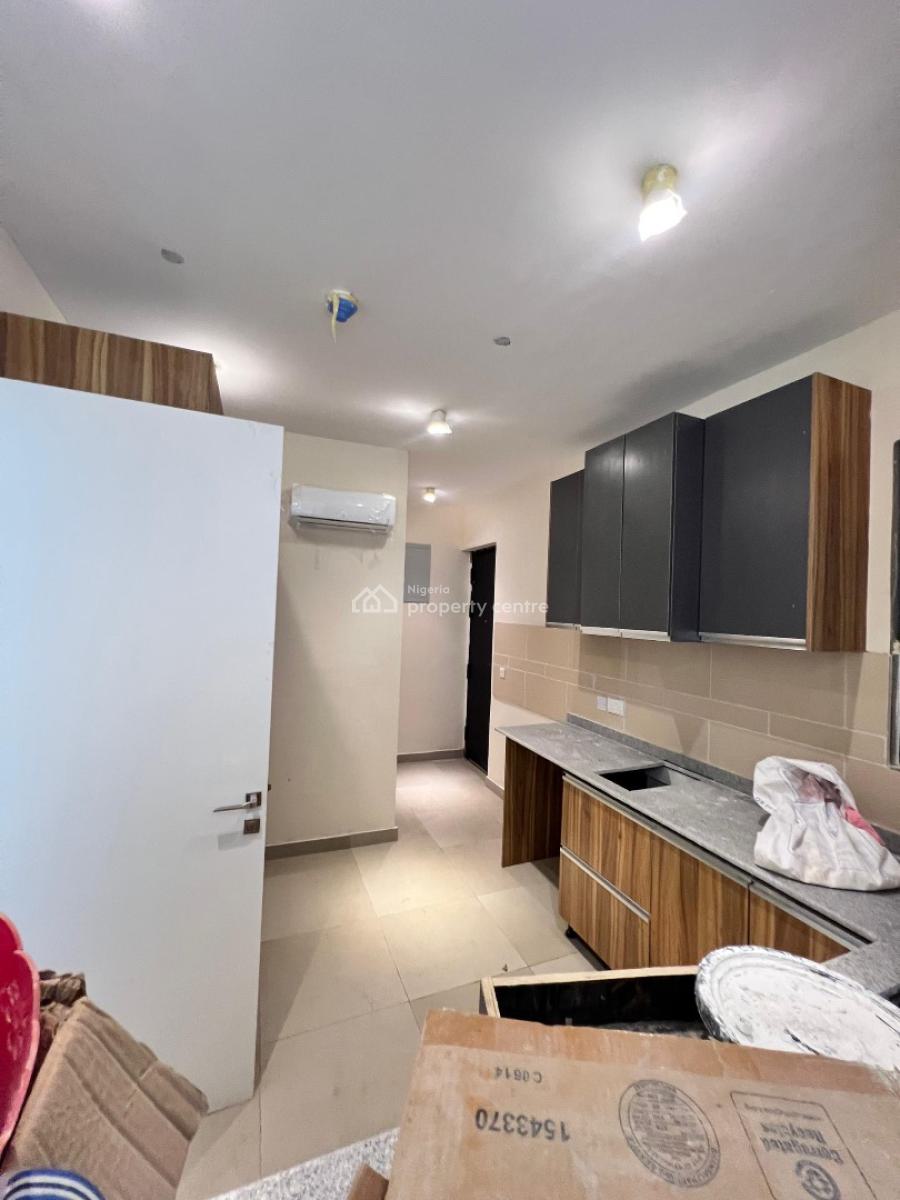 2 Bedrooms Apartment, Lekki Phase 1, Lekki, Lagos, Flat / Apartment for Sale