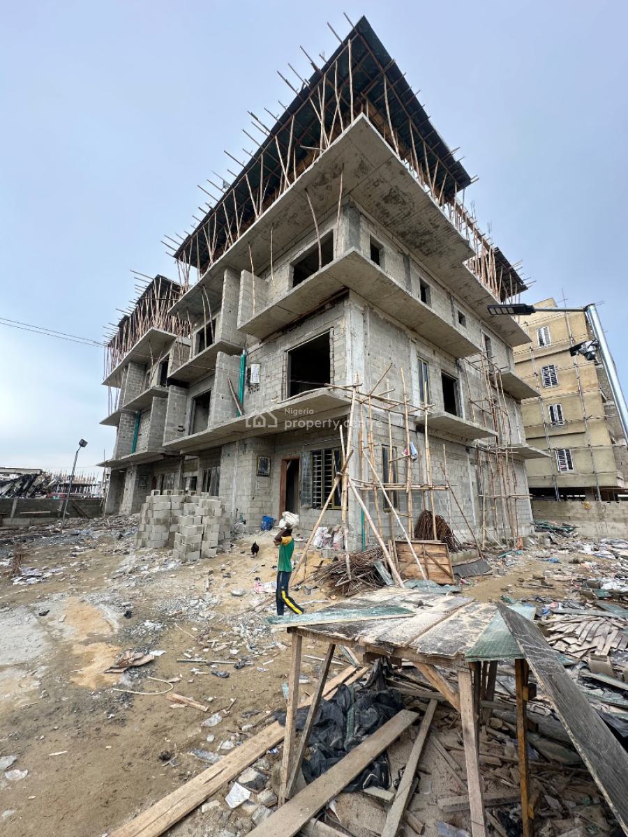 Luxury 4bedroom Terrace on G2 Level, Pool and Gym, Olu Babajide Close, Lekki Phase 1, Lekki, Lagos, Terraced Duplex for Sale