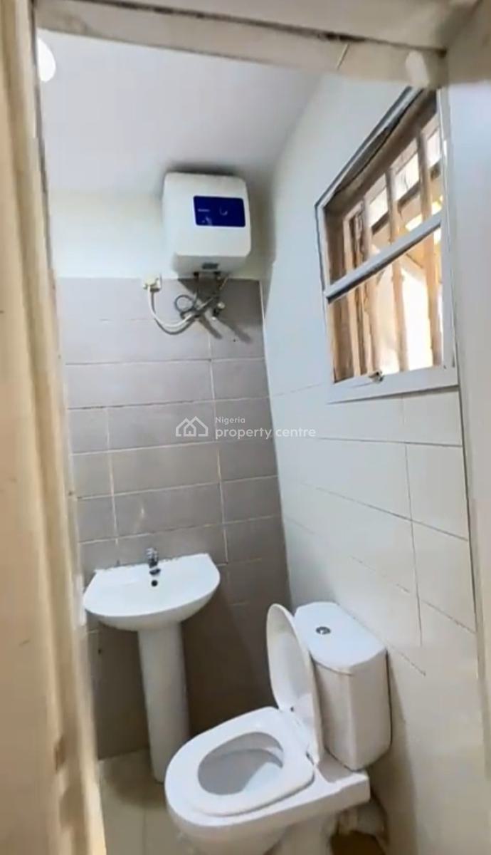 a Beautiful Two Bedrooms Apartment in a Cozy Estate, Off Fola Osibo, Lekki Phase 1, Lekki Phase 1, Lekki, Lagos, Flat / Apartment for Rent