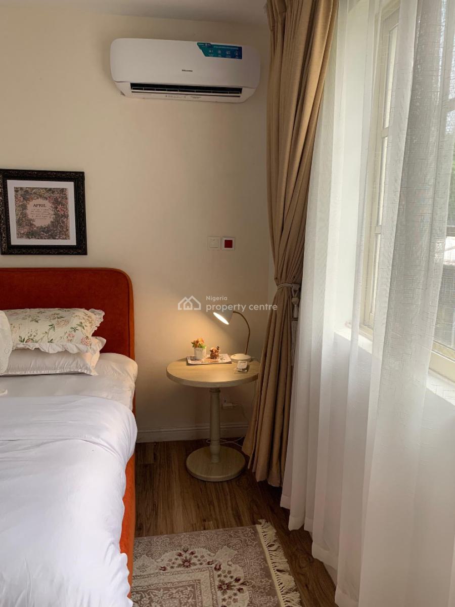 Loft 1 Bedroom, Mekunwen Road, Ikoyi, Lagos, Mini Flat (room and Parlour) Short Let