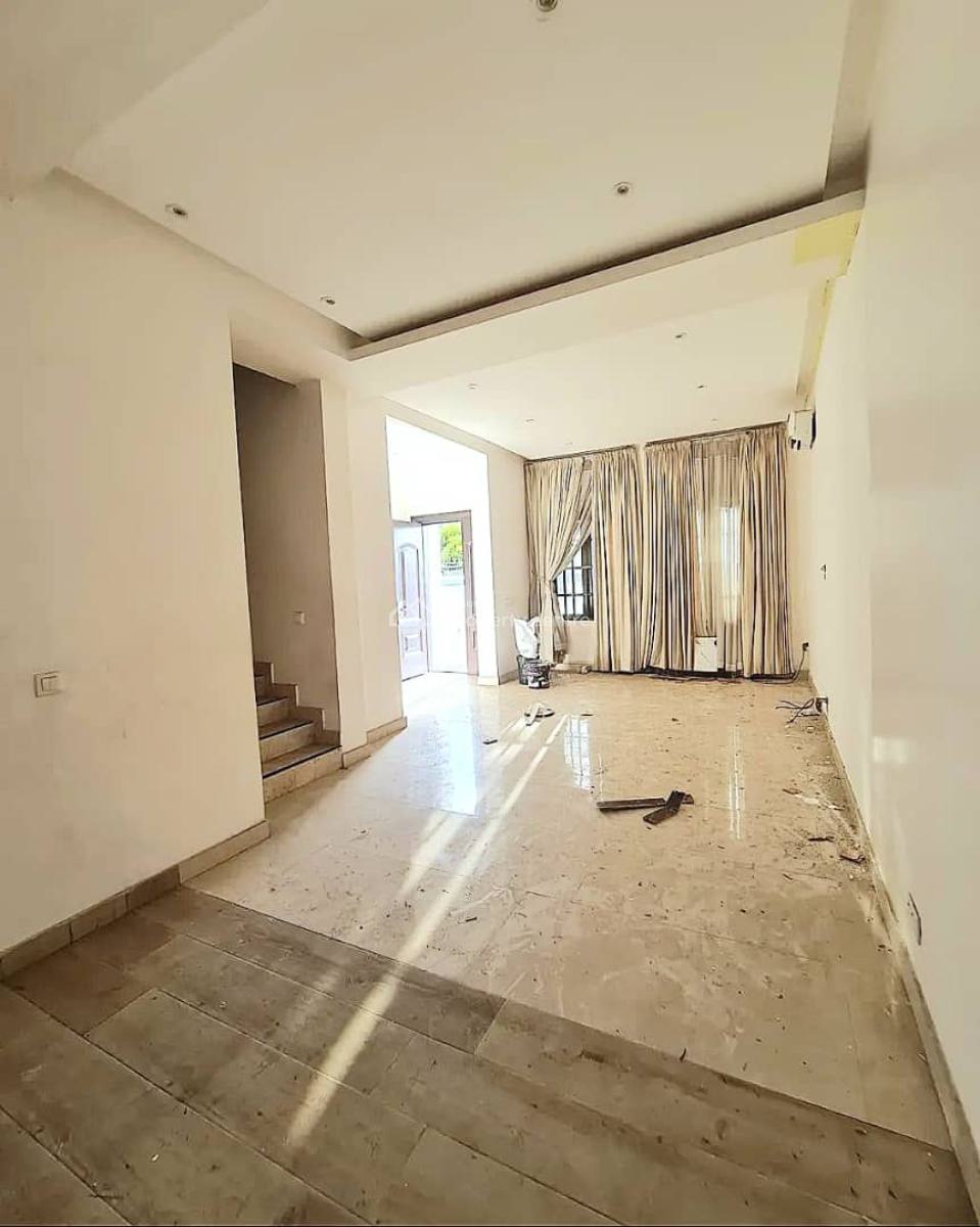Spacious 4 Bedroom Semi-detached Duplex, Lekki Right, Lekki Phase 1, Lekki, Lagos, Semi-detached Duplex for Rent