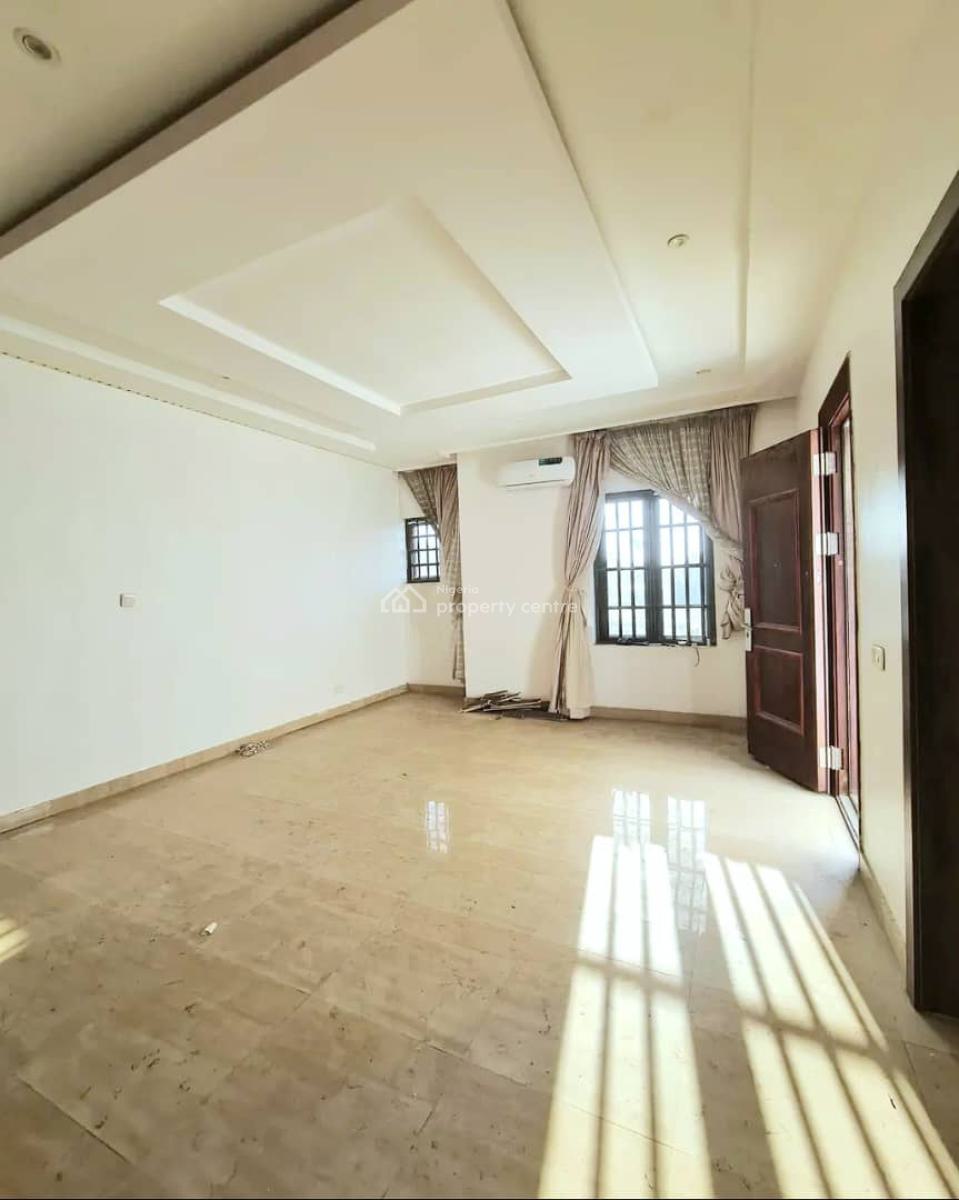 Spacious 4 Bedroom Semi-detached Duplex, Lekki Right, Lekki Phase 1, Lekki, Lagos, Semi-detached Duplex for Rent