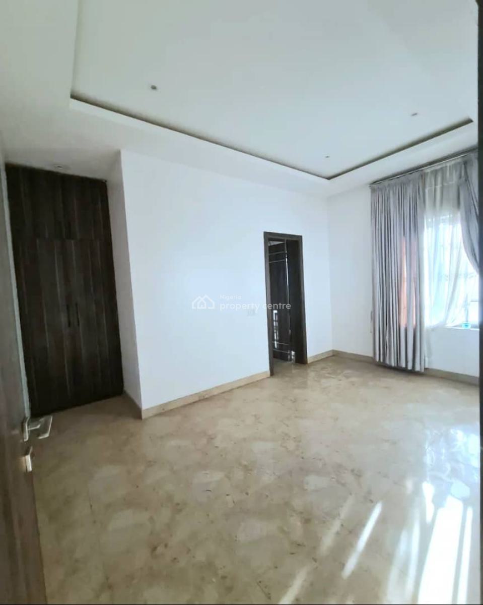 Spacious 4 Bedroom Semi-detached Duplex, Lekki Right, Lekki Phase 1, Lekki, Lagos, Semi-detached Duplex for Rent
