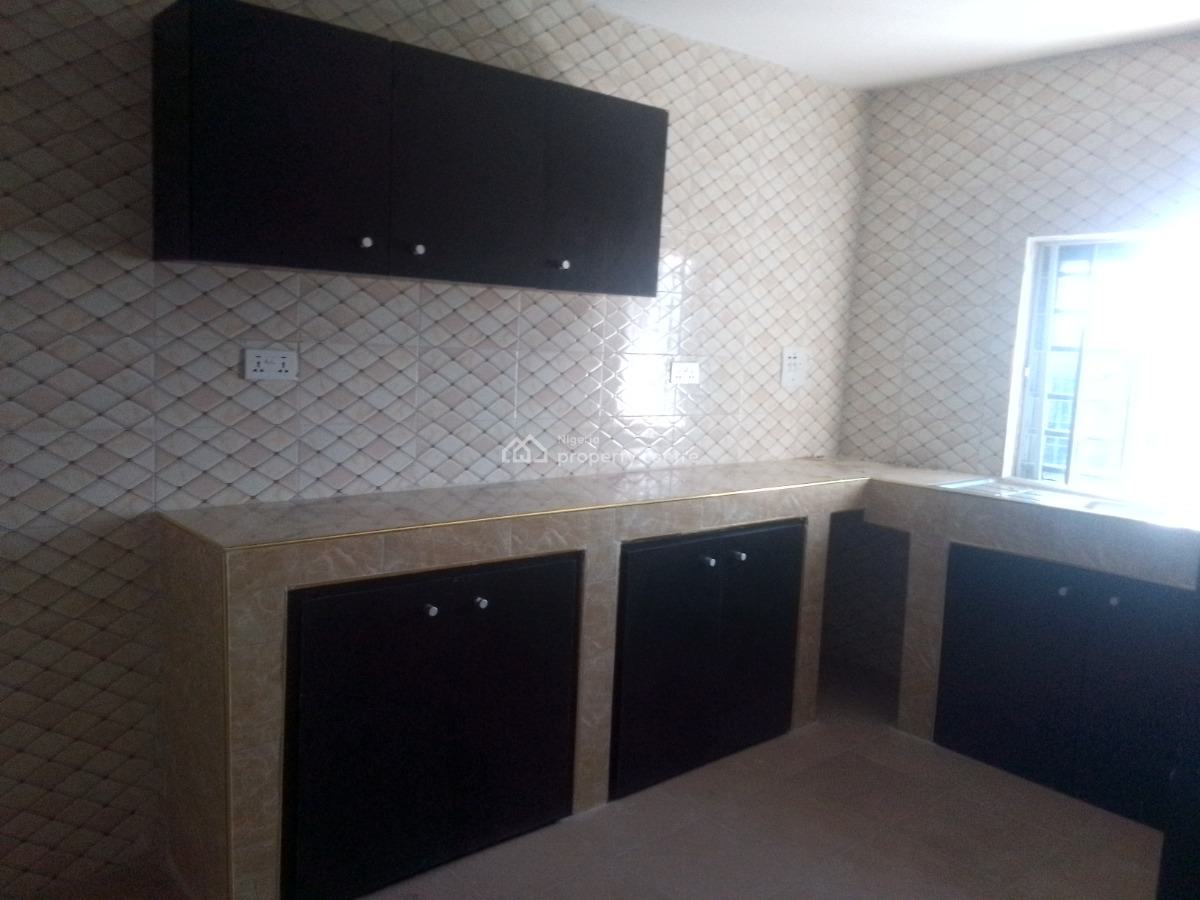 Newly Buildt Spacious Luxury 2 Bedroom Flat with Excellent Features, Ogombo/ Olokonla Rd, Ogombo, Ajah, Lagos, Flat / Apartment for Rent