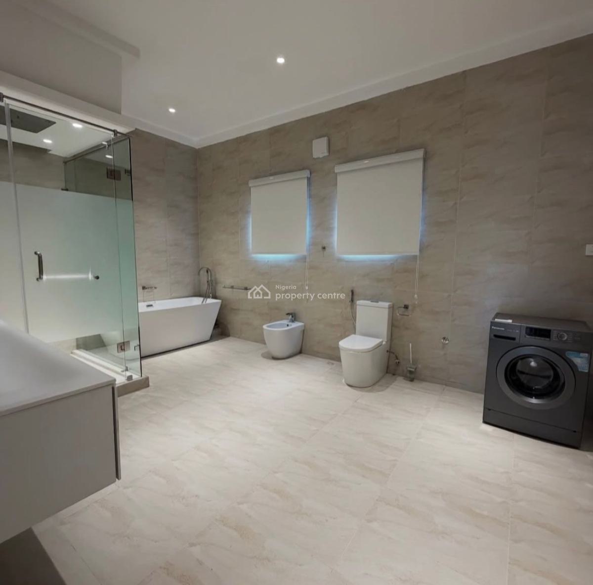 8 Bedrooms Luxury Smart Home with a Functional Elevator, Wuse 2, Abuja, Detached Duplex for Rent