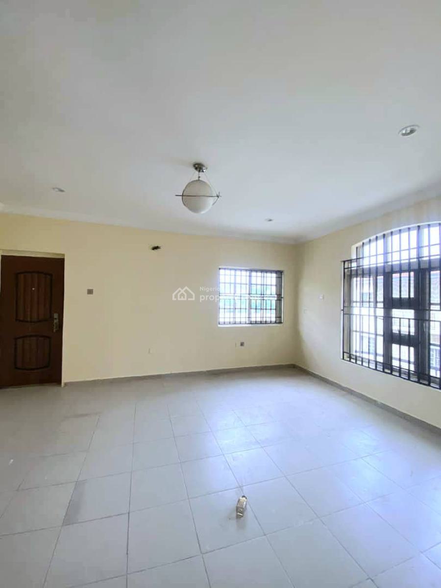 Newly Renovated 4-bedroom Detached House, Lekki Phase 1, Lekki, Lagos, Detached Duplex for Rent