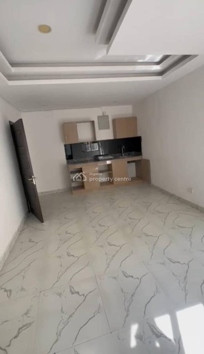 Property Title: Ground Floor Unit of Mini Flat(with Open Plan Kitchen), Lekk Phase 1, Lekki, Lagos, Lekki Phase 1, Lekki, Lagos, Mini Flat (room and Parlour) for Rent
