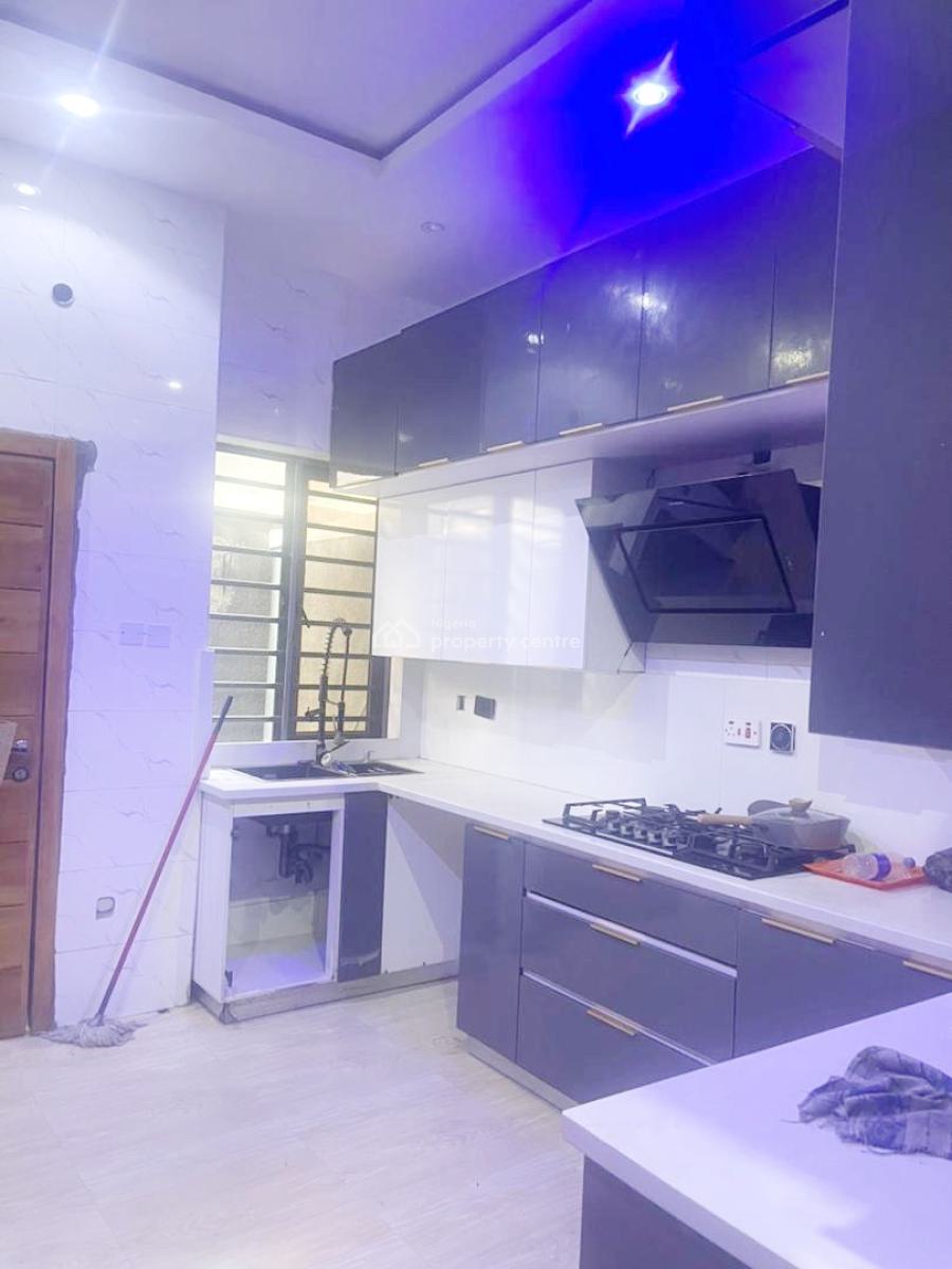 Luxury 4 Bedroom Semi Detached Duplex with Bq, Gra Phase 1, Magodo, Lagos, Semi-detached Duplex for Rent