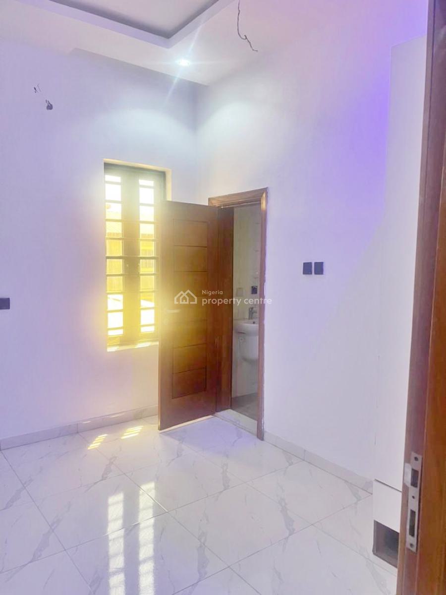 Luxury 4 Bedroom Semi Detached Duplex with Bq, Gra Phase 1, Magodo, Lagos, Semi-detached Duplex for Rent