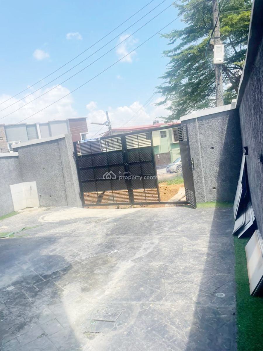 Luxury 4 Bedroom Semi Detached Duplex with Bq, Gra Phase 1, Magodo, Lagos, Semi-detached Duplex for Rent