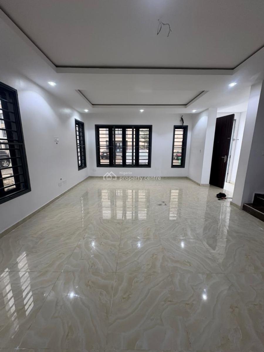 4 Bedroom Apartment, Platinum Way, Osapa, Lekki, Lagos, Terraced Duplex for Rent