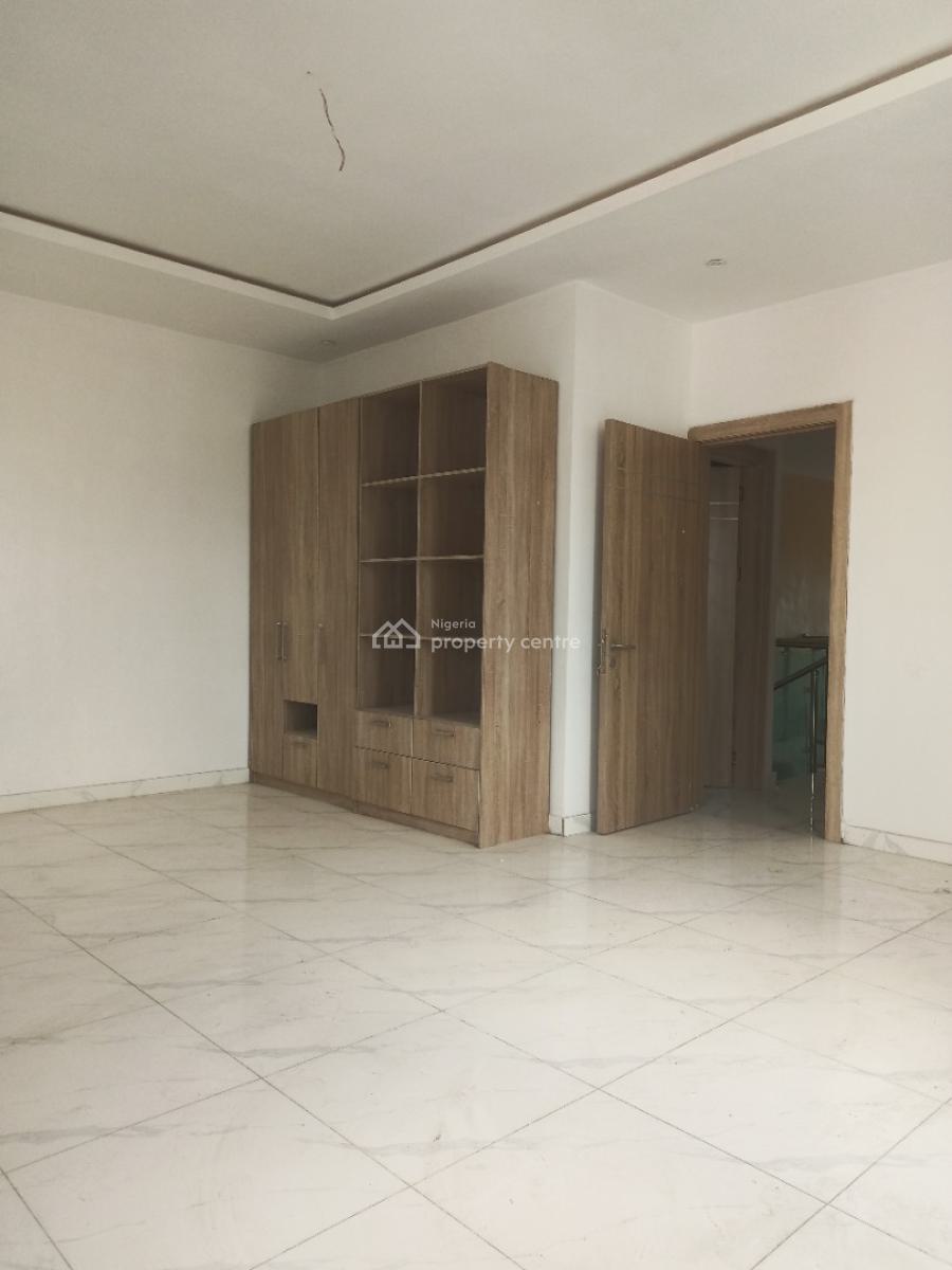 4bedroom Semi Detached Duplex with Spacious Rooms, Lekki, Lekki Phase 1, Lekki, Lagos, Semi-detached Duplex for Sale