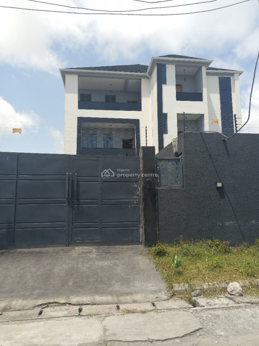 4bedroom Semi Detached Duplex with Spacious Rooms, Lekki, Lekki Phase 1, Lekki, Lagos, Semi-detached Duplex for Sale