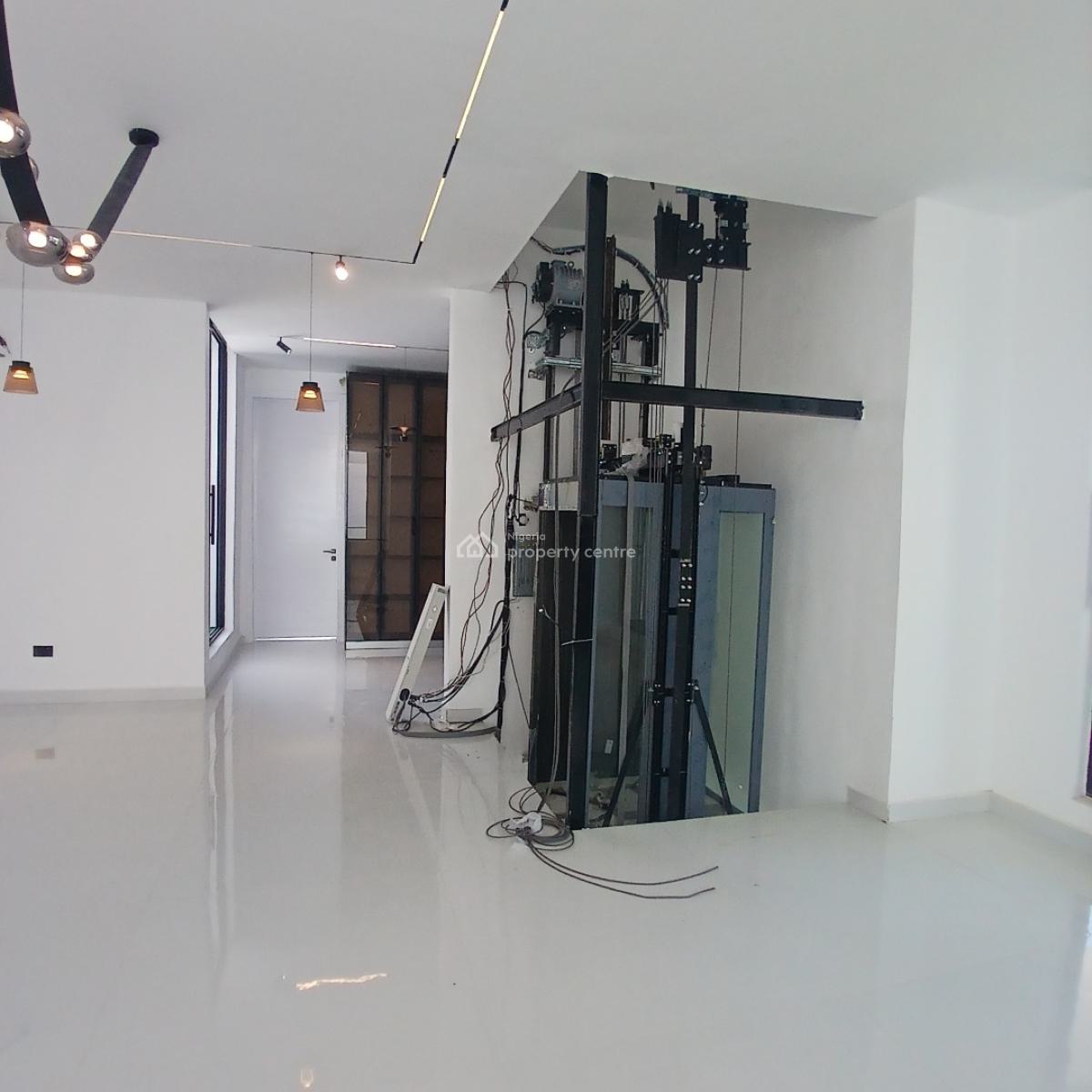 Prestigious 5 Bedroom Detached Duplex on 600sqm with Elevator, Osapa, Lekki, Lagos, Detached Duplex for Sale