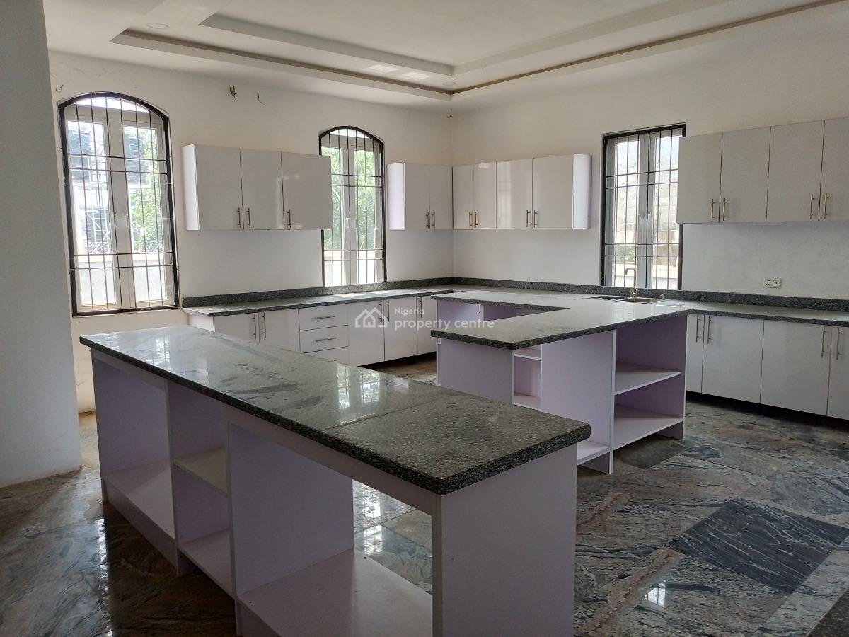 5 Bedrooms Detached Super Mansion, Guzape District, Abuja, Detached Duplex for Sale
