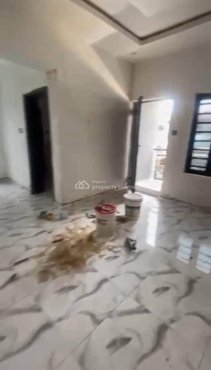 Lovely 2 Bedroom Flat, Palmgrove, Shomolu, Lagos, Flat / Apartment for Rent