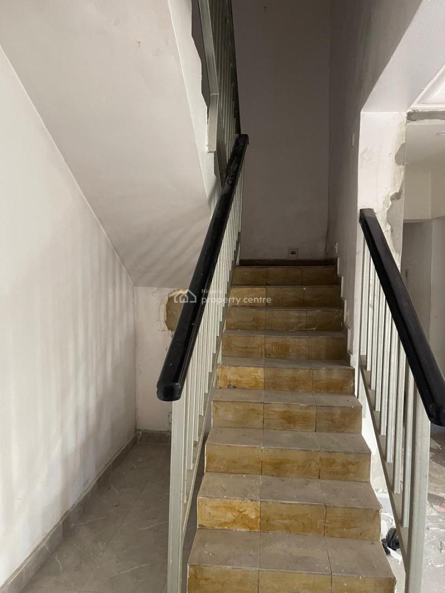 4-bedroom Semi-detached Duplex with Bq, Lekki Phase 1, Lekki, Lagos, Semi-detached Duplex for Rent