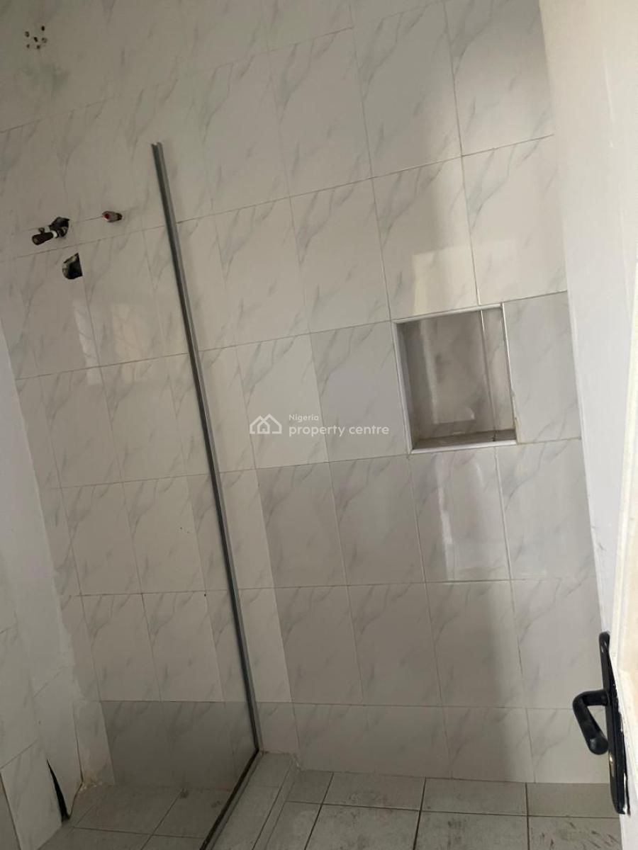 4-bedroom Semi-detached Duplex with Bq, Lekki Phase 1, Lekki, Lagos, Semi-detached Duplex for Rent