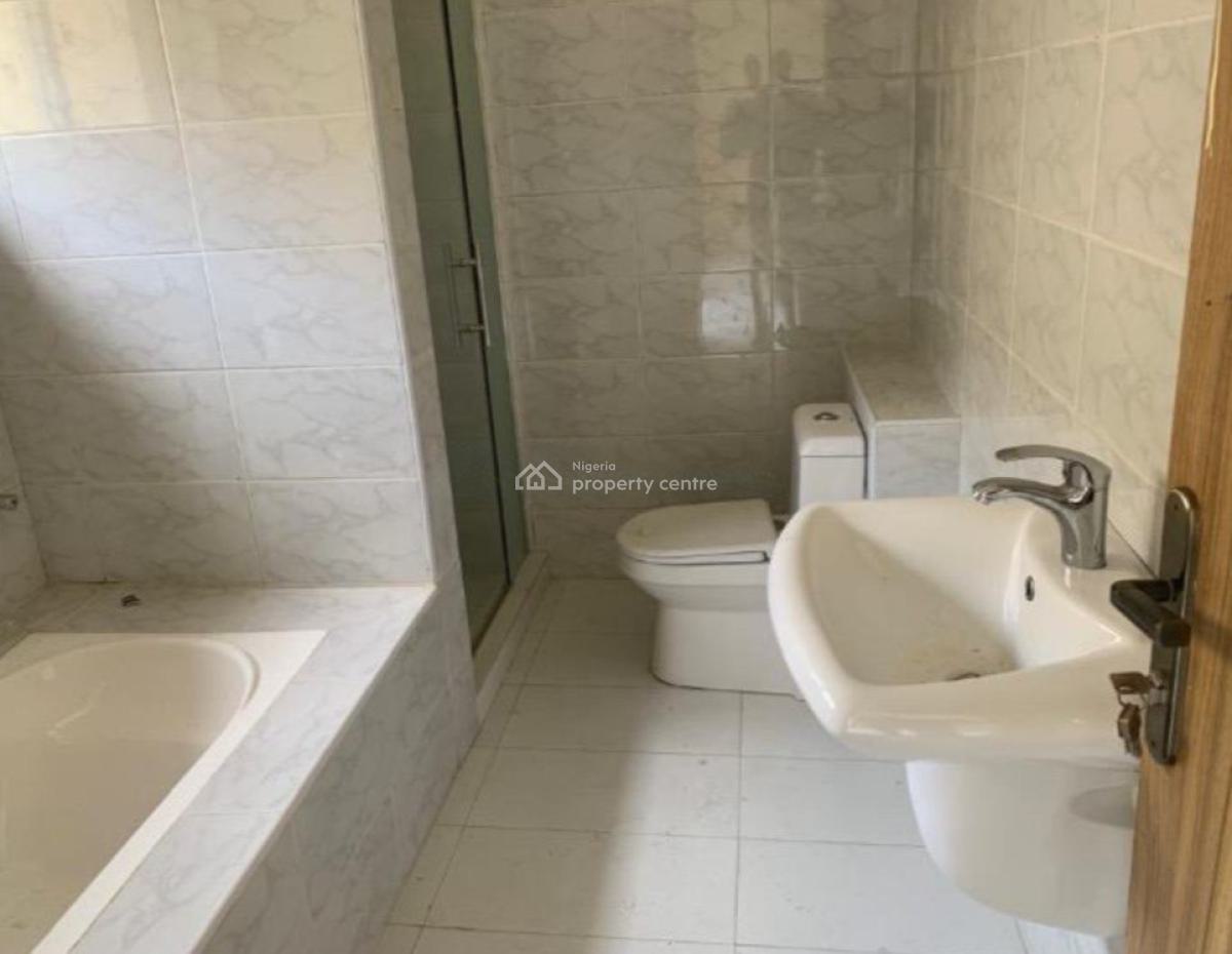 a 5 Bedroom Terrace Duplex, Lekki, Lagos, Terraced Duplex for Sale