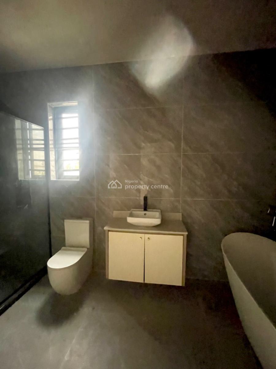5 Bedroom Semi Detached Duplex with Bq, Lekki Phase 1, Lekki, Lagos, Semi-detached Duplex for Sale