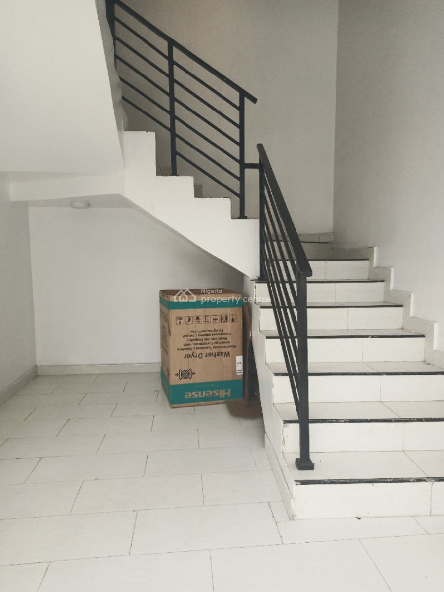3bedroom Apartment, Lekki, Lekki Phase 1, Lekki, Lagos, Block of Flats for Sale