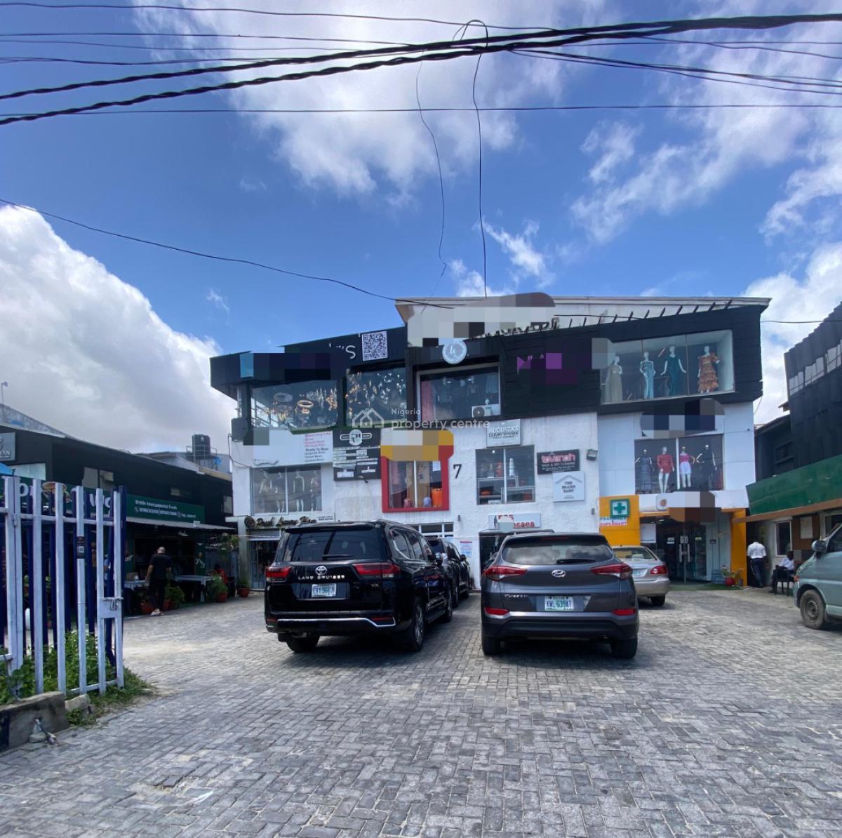 Shop in a High Commercial Busy Location, in a High Commercial Busy Location, Lekki Phase 1, Lekki, Lagos, Shop for Rent