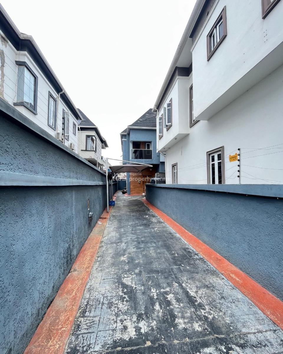 Lovely 4 Bedroom Semi Detached Duplex with Bq, Chevron, Lekki, Lagos, Semi-detached Duplex for Sale