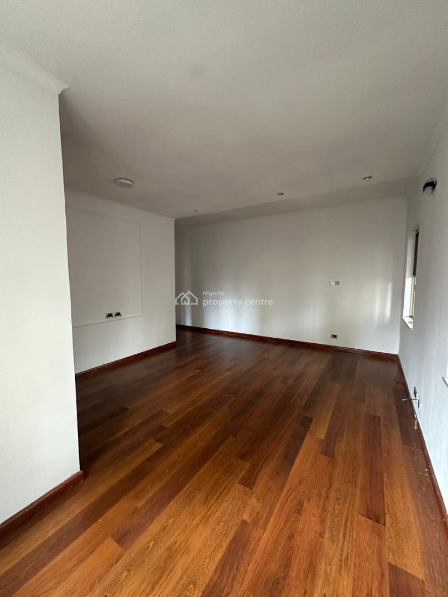 Well Maintained Spacious 3 Bedroom Apartment on The 2nd Floor, Ikoyi, Lagos, Flat / Apartment for Rent