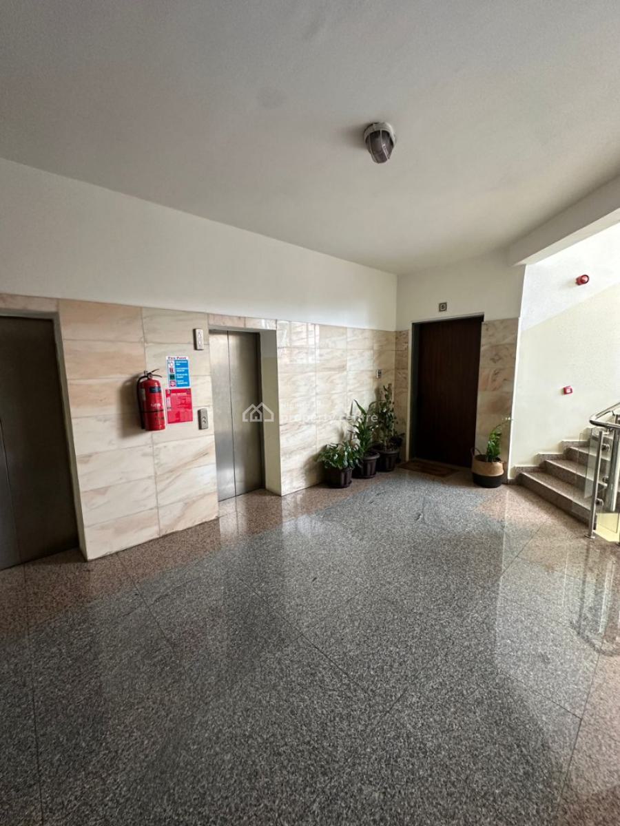 Well Maintained Spacious 3 Bedroom Apartment on The 2nd Floor, Ikoyi, Lagos, Flat / Apartment for Rent