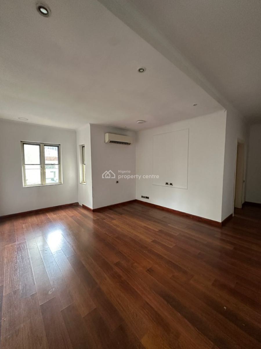 Well Maintained Spacious 3 Bedroom Apartment on The 2nd Floor, Ikoyi, Lagos, Flat / Apartment for Rent