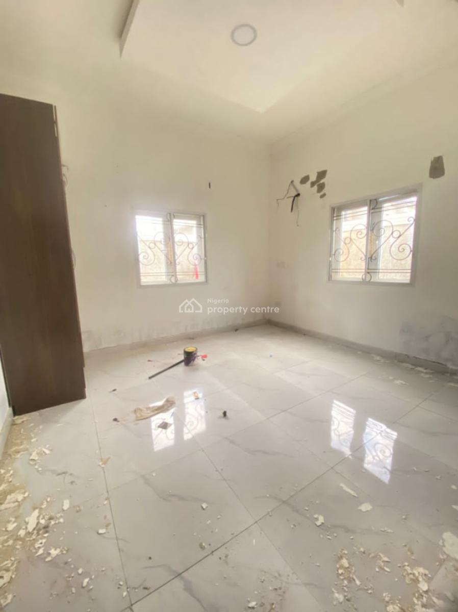 Clean Standard Ensuit 3 Bedroom Spacious Apt, Call to Access Est Before Blenco Sangotedo Road, Olokonla, Ajah, Lagos, Flat / Apartment for Rent