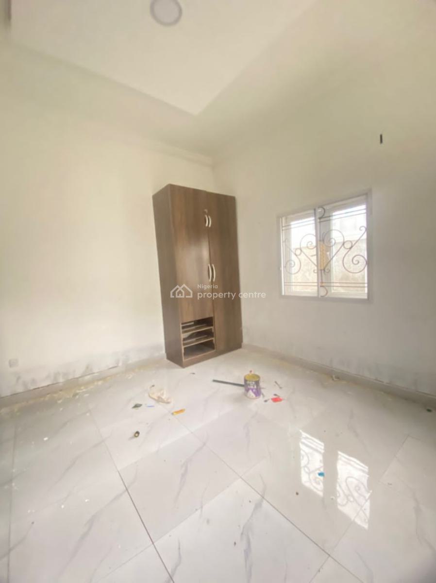 Clean Standard Ensuit 3 Bedroom Spacious Apt, Call to Access Est Before Blenco Sangotedo Road, Olokonla, Ajah, Lagos, Flat / Apartment for Rent