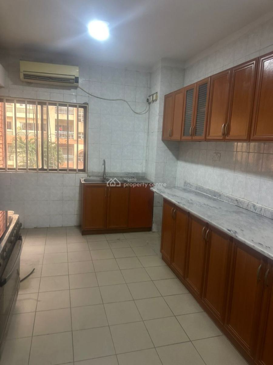 Luxury, Serviced  and Well Finished 3 Bedroom Flat with Bq, Ikoyi, Lagos, Flat / Apartment for Rent