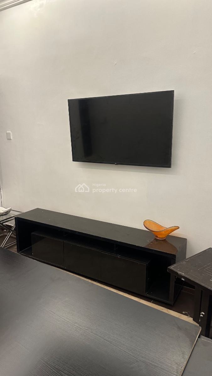One Bedroom Apartment, Lekki Phase 1, Lekki, Lagos, Mini Flat (room and Parlour) Short Let