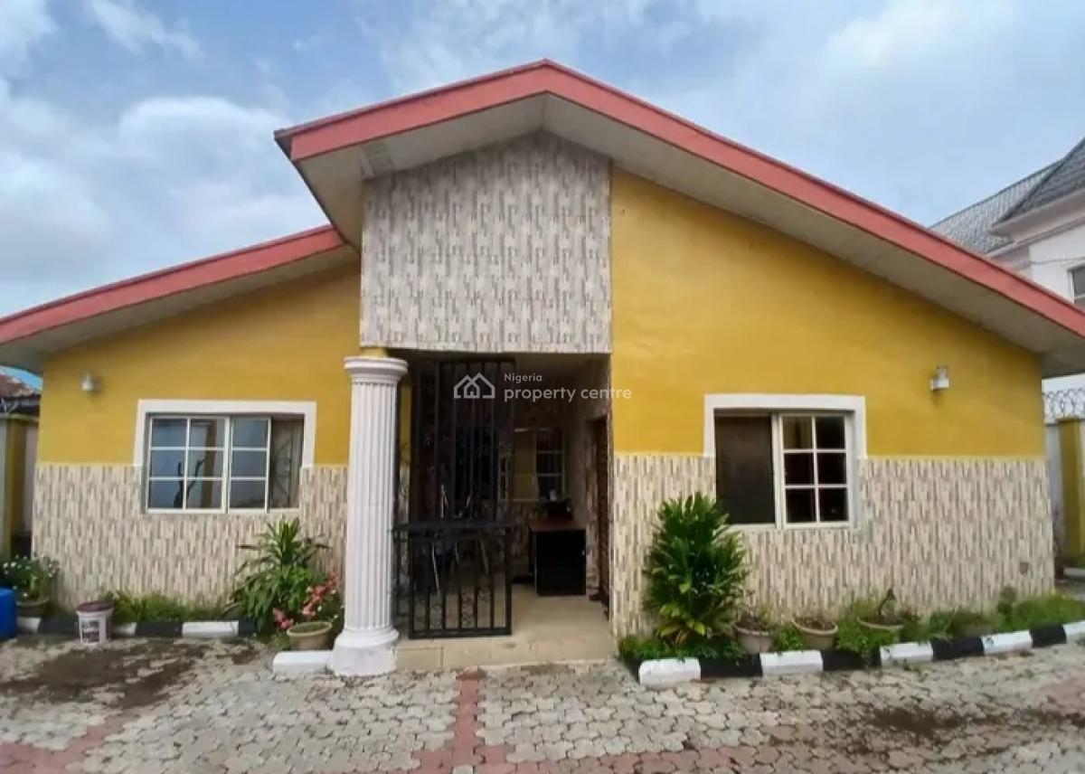 Spaciously Built4 Bedroom Bungalow+ a Bq, Akoto Estate, Elebu , Off Akala Expressway, Ibadan, Oyo, Detached Bungalow for Sale
