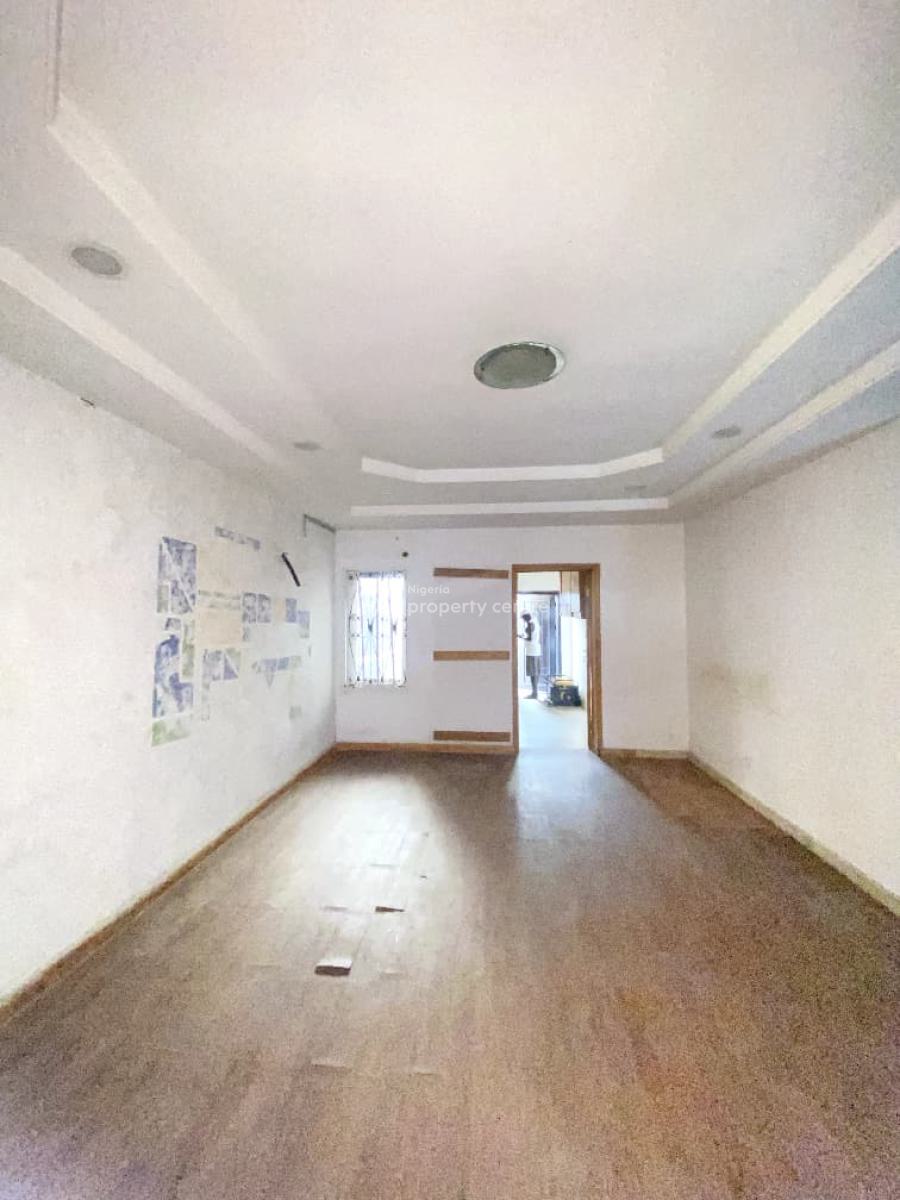 Classic 4 Bedroom Terrace Duplex for in a Secure Estate, Ologolo, Lekki, Lagos, Terraced Duplex for Rent