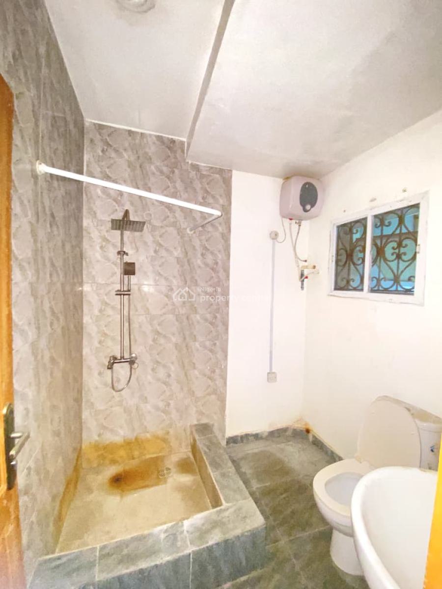 Classic 4 Bedroom Terrace Duplex for in a Secure Estate, Ologolo, Lekki, Lagos, Terraced Duplex for Rent