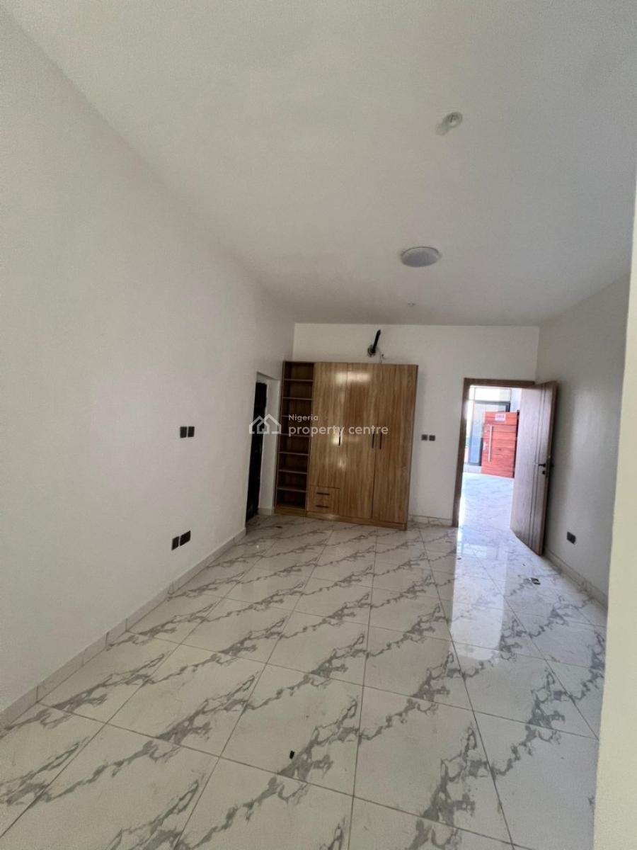 2 Bedroom Apartment in a Serene Neighbourhood, Chevron Axis, Lekki, Lagos, Flat / Apartment for Sale