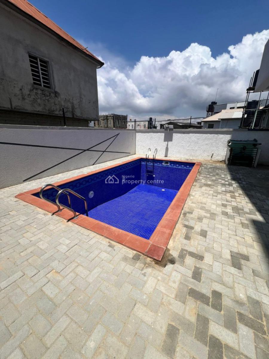 2 Bedroom Apartment in a Serene Neighbourhood, Chevron Axis, Lekki, Lagos, Flat / Apartment for Sale