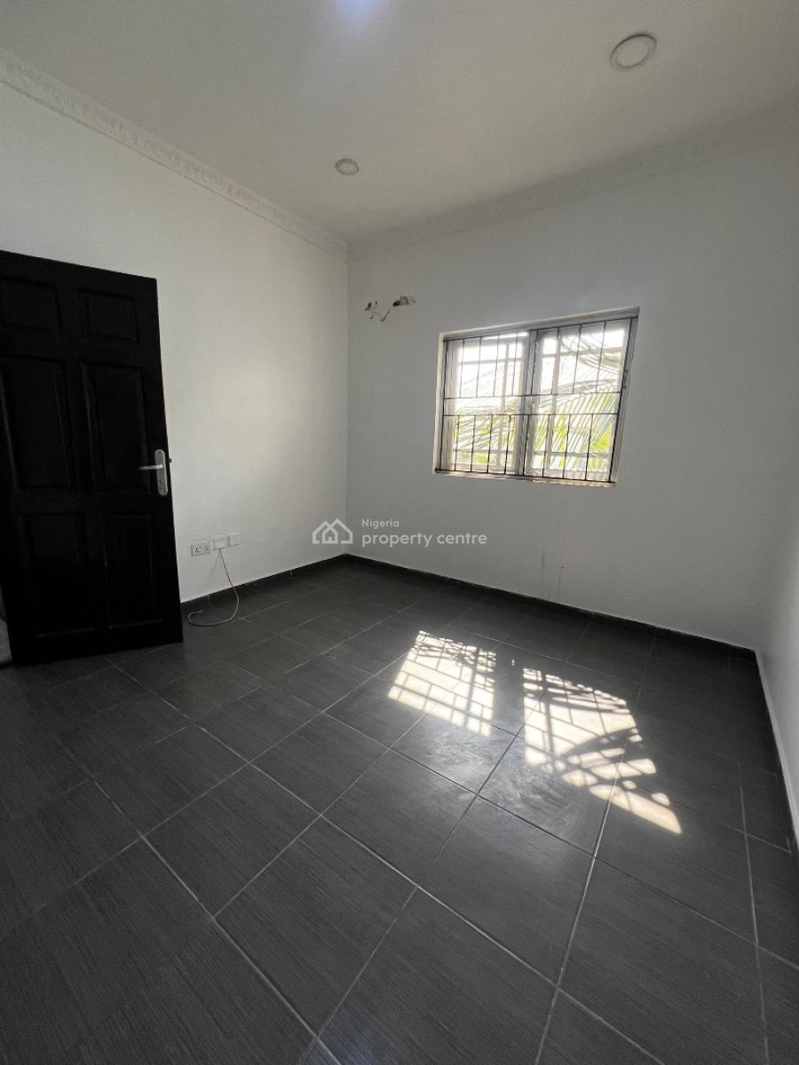 2 Bedrooms, Lekki Phase 1, Lekki, Lagos, Flat / Apartment for Rent