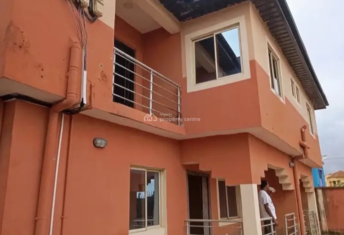 Well Built Block of Flats, Eyita, Ojokoro Road, Ikorodu, Lagos, Block of Flats for Sale