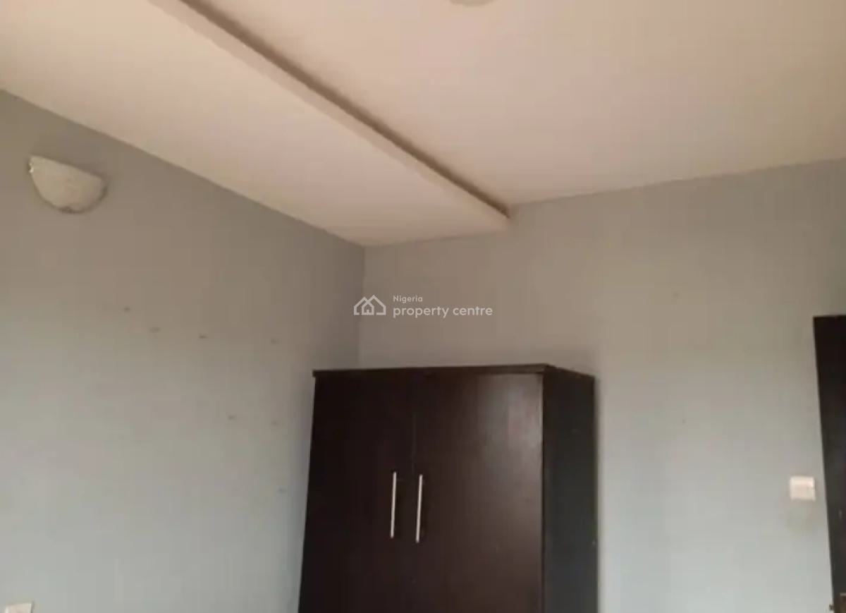 Well Built Block of Flats, Eyita, Ojokoro Road, Ikorodu, Lagos, Block of Flats for Sale