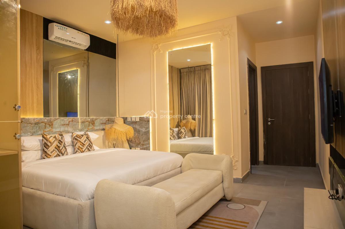 Luxurious 3 Bedroom Apartment with Snooker Board, Off Second Avenue Estate, Old Ikoyi, Ikoyi, Lagos, Flat / Apartment Short Let