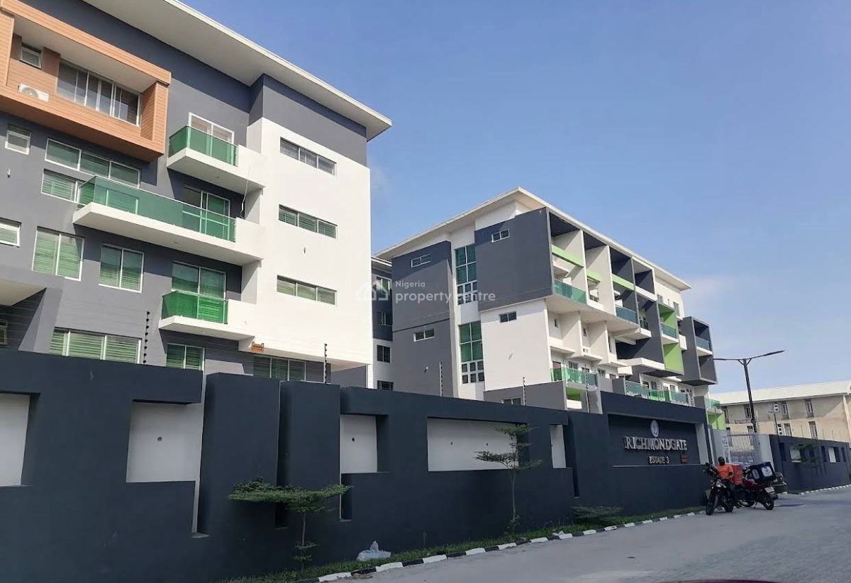 Monthly Stays: 2 Bedroom Apartment, 24/7 Power, Great, Secure Location, Richmond Gate Estate, Off Nike Art Gallery Road, Lekki Phase 1, Lekki, Lagos, Flat / Apartment for Rent