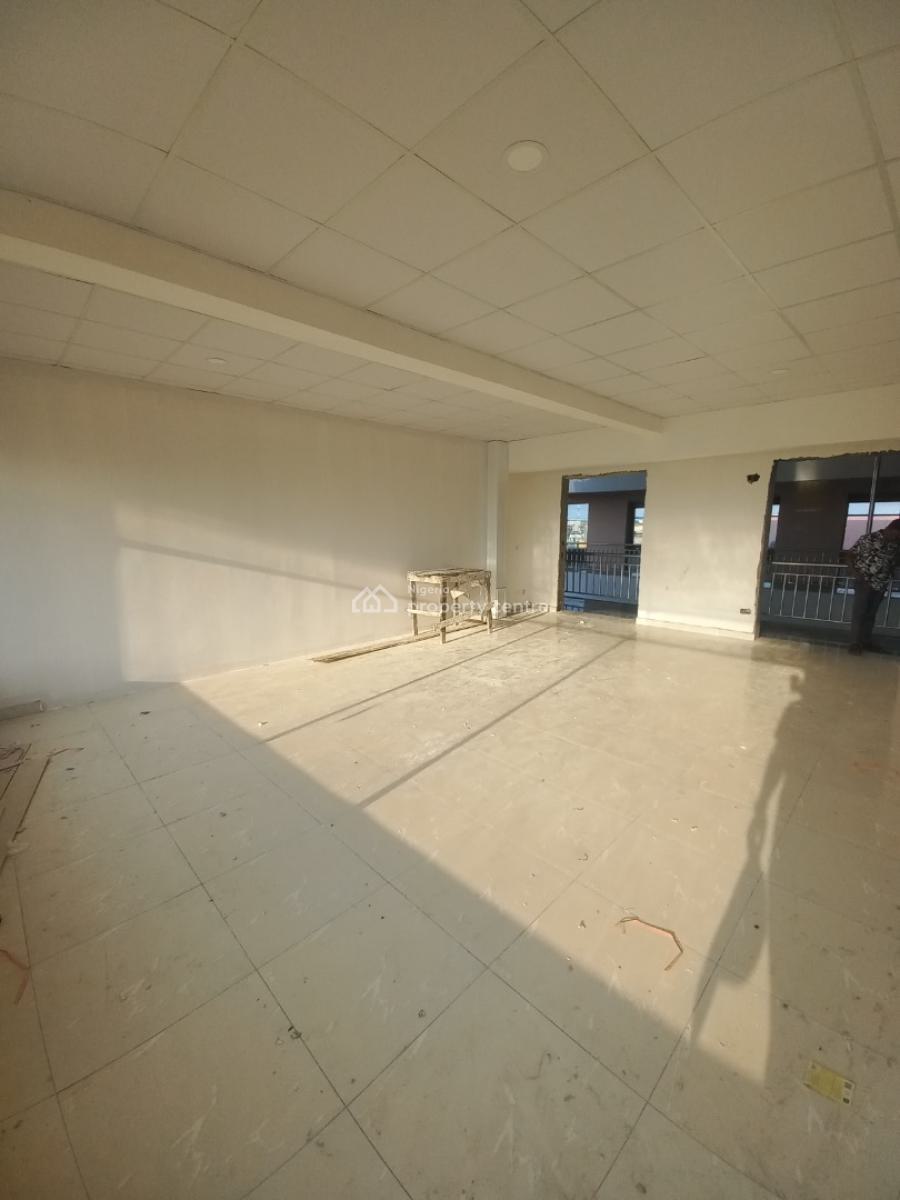 Standard Office Facing Lekki Epe Express, Lakowe, Ibeju Lekki, Lagos, Plaza / Complex / Mall for Rent