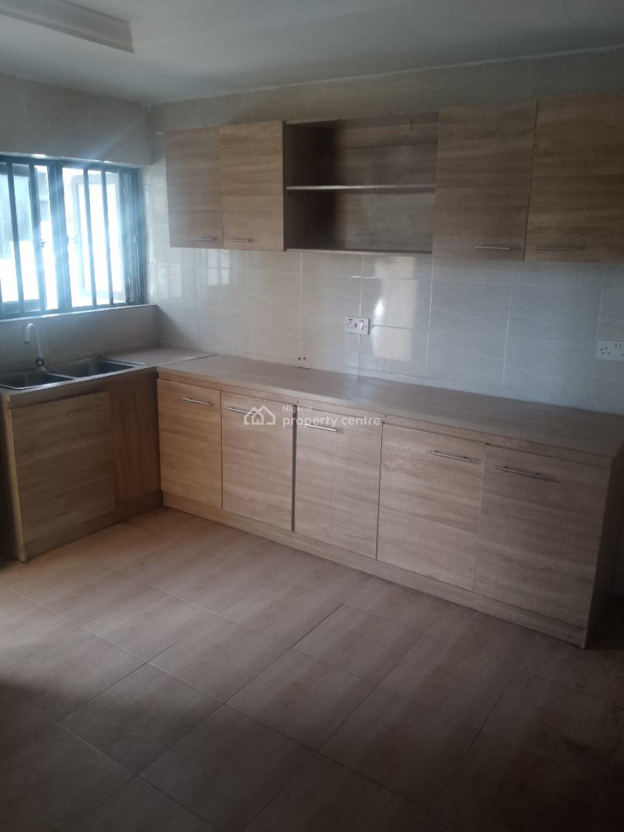 Massive 3 Bedrooms Flat, Ologunfe, Awoyaya, Ibeju Lekki, Lagos, Flat / Apartment for Rent